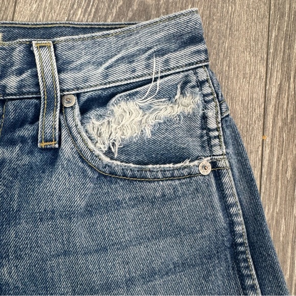 AMO Sophie High-Rise Crop Jeans Runaway Destroy Wash Distressed Size 26 - Picture 11 of 16